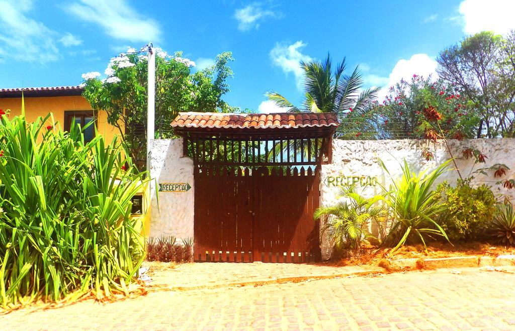 Media Veronica Hostel Suites Pipa Arês Exterior foto