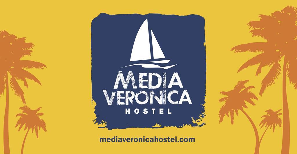 Media Veronica Hostel Suites Pipa Arês Exterior foto