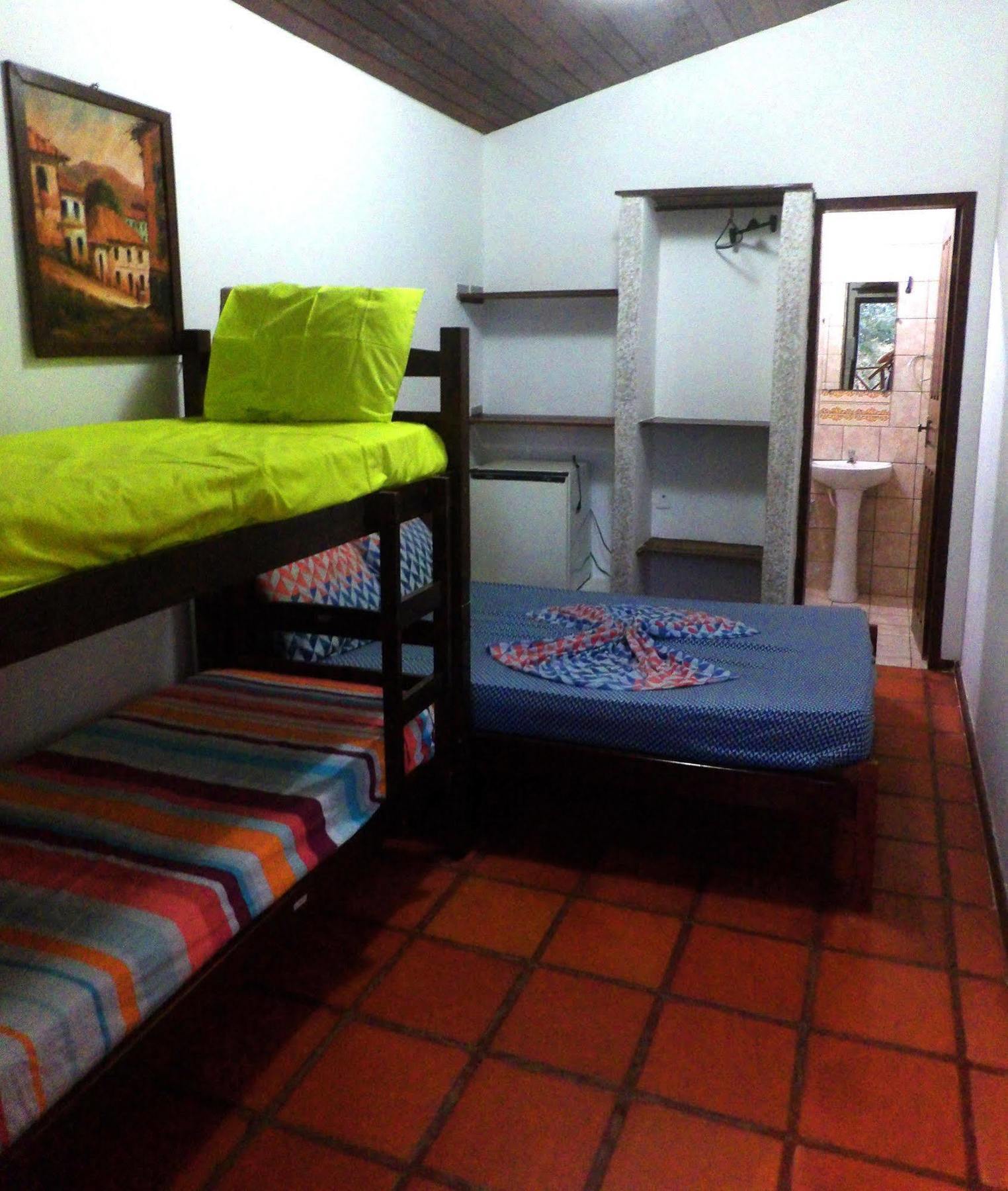 Media Veronica Hostel Suites Pipa Arês Exterior foto