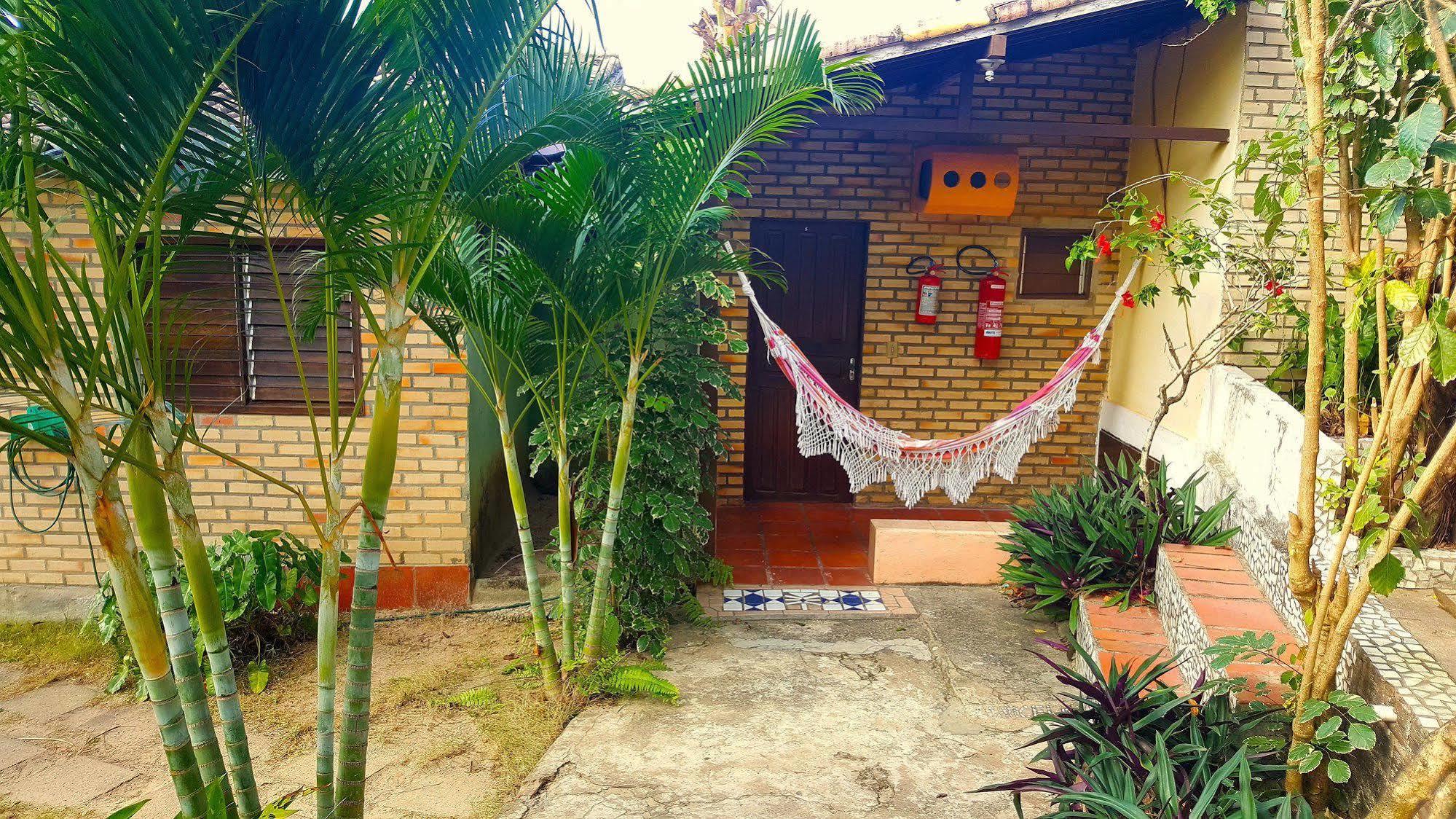 Media Veronica Hostel Suites Pipa Arês Exterior foto
